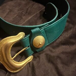 Vintage Carlisle Green Wide Waist Belt Gold Buckle Adjustable Women's Size S